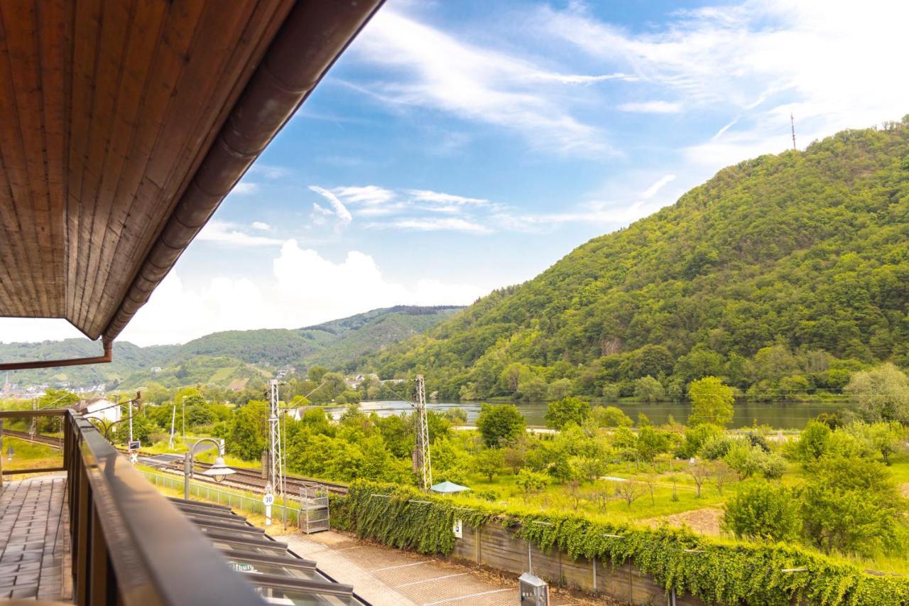 Готель Weinhaus Henerichs Pommern Екстер'єр фото
